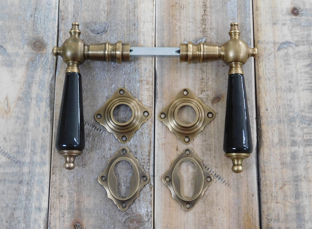 Set deurklinken en slot rozetten, antieke deur hardware voor deuren, messing met zwarte keramische handgrepen