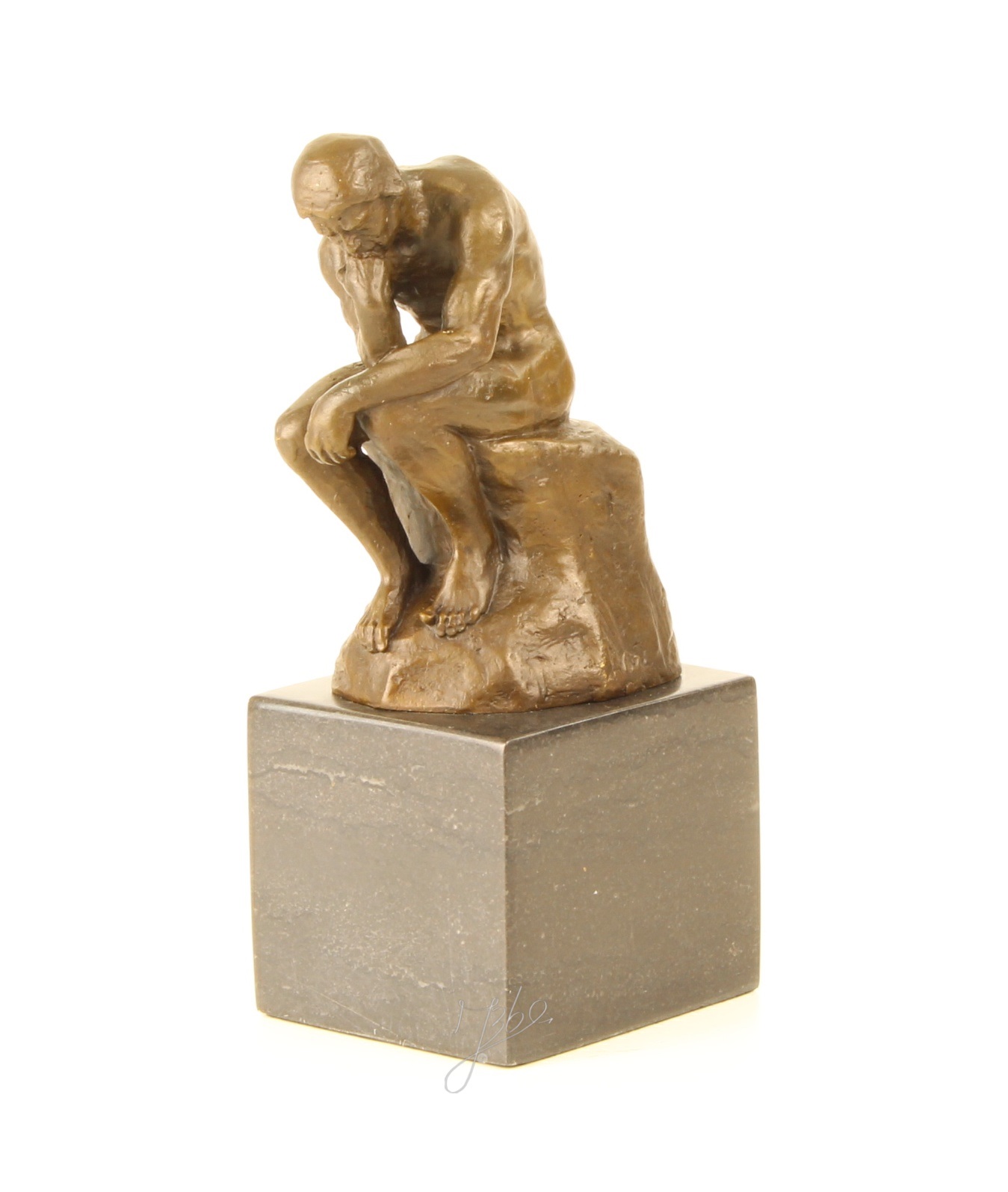 Een bronzen beeld van de denker