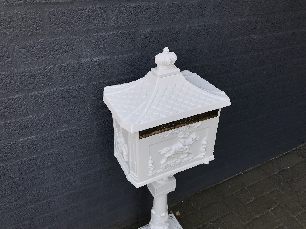 Englischer Briefkasten Aluminium weiß, schönes und solides Design!