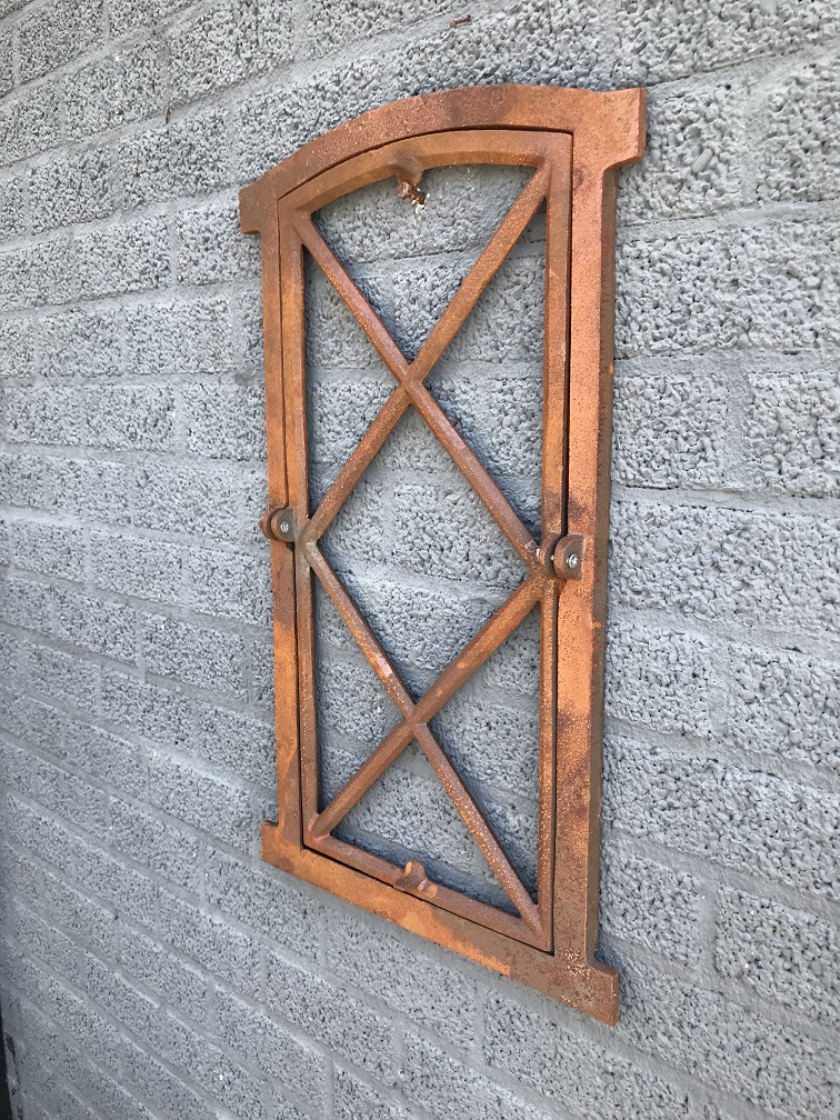 Cast iron tilt window Rauter, beautiful