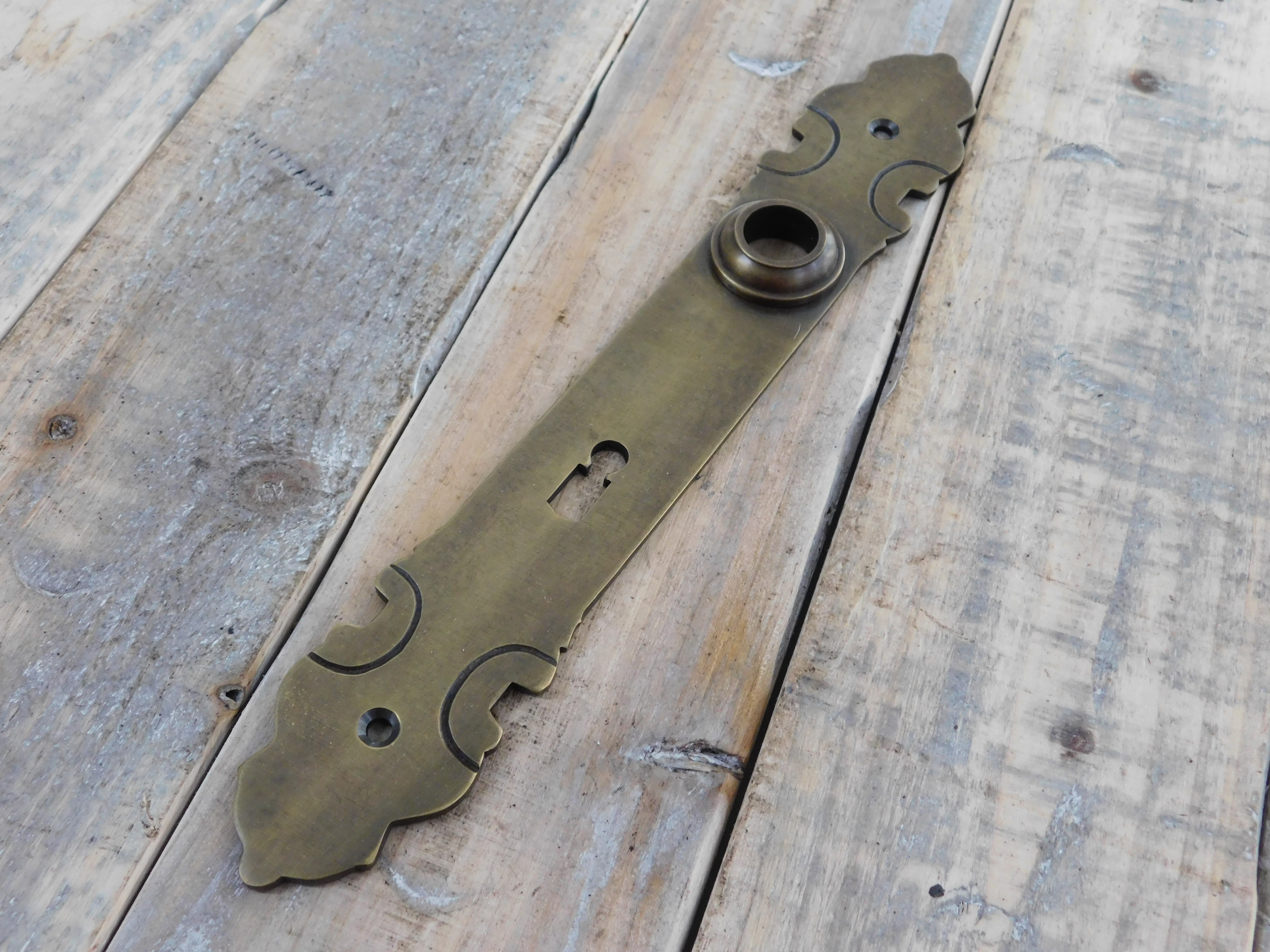 1 Long door plate-both-plate in brass patina, Biedermeier door fittings, beautiful!
