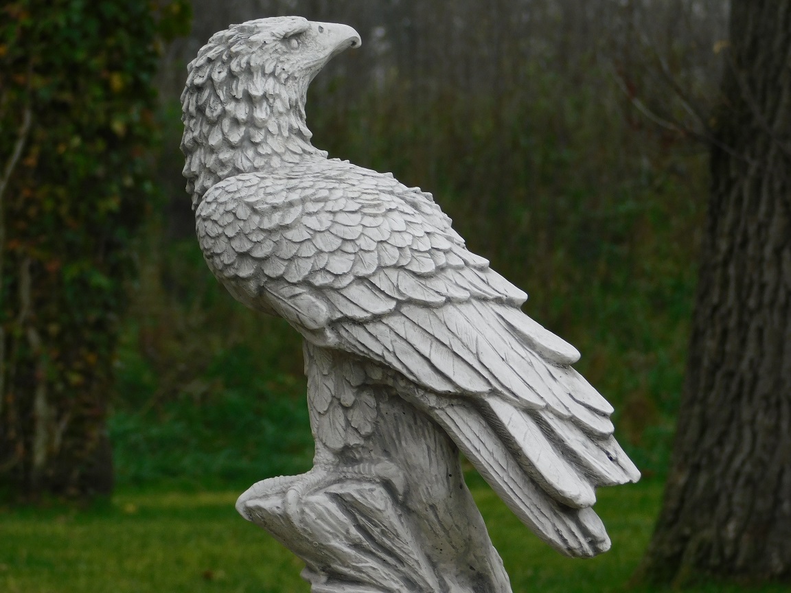 Statue Eagle - Stone - Detailed - Bird of Prey Sculpture