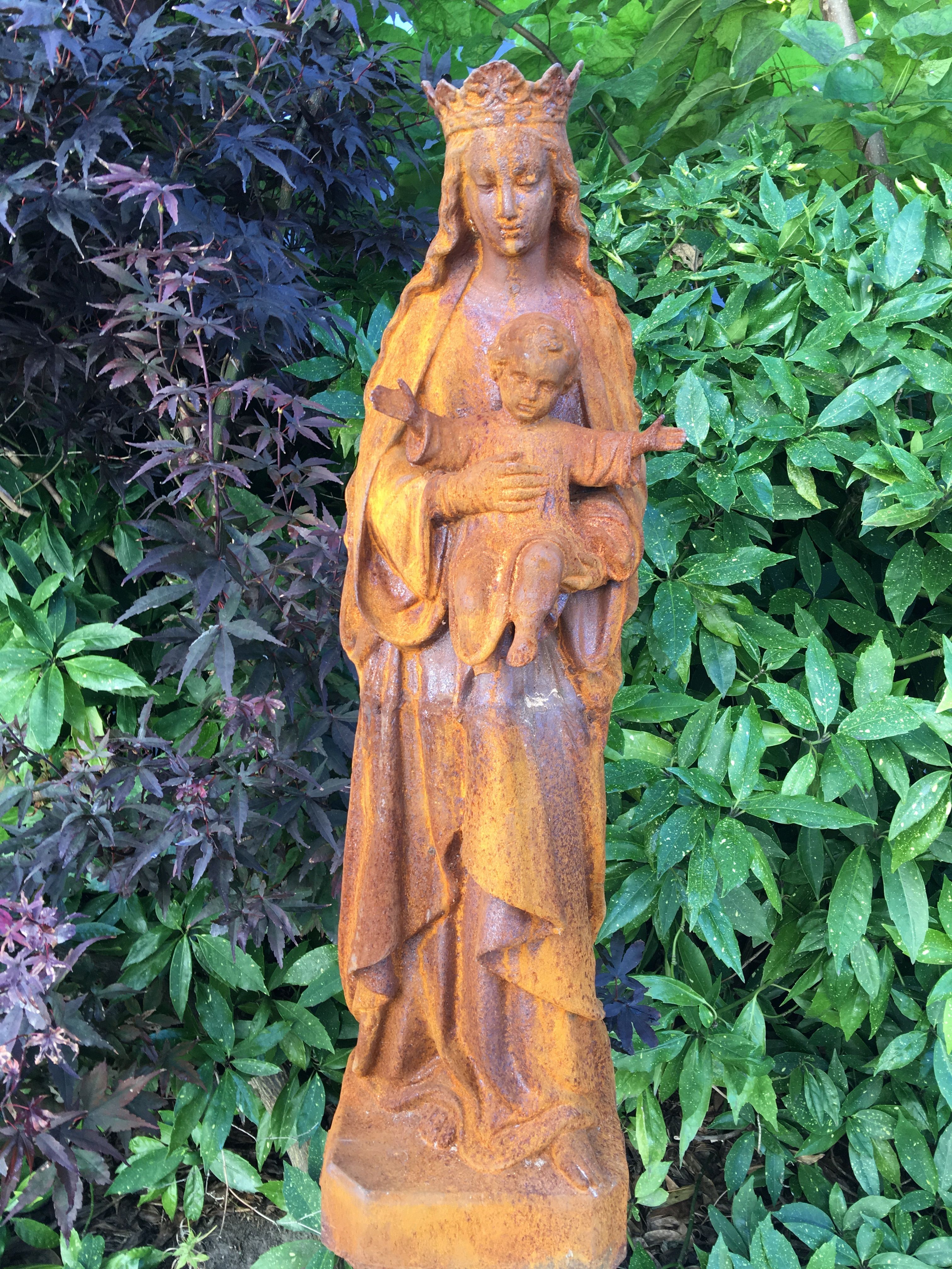Maria met kindje jezus, gietijzer, prachtig beeld!!
