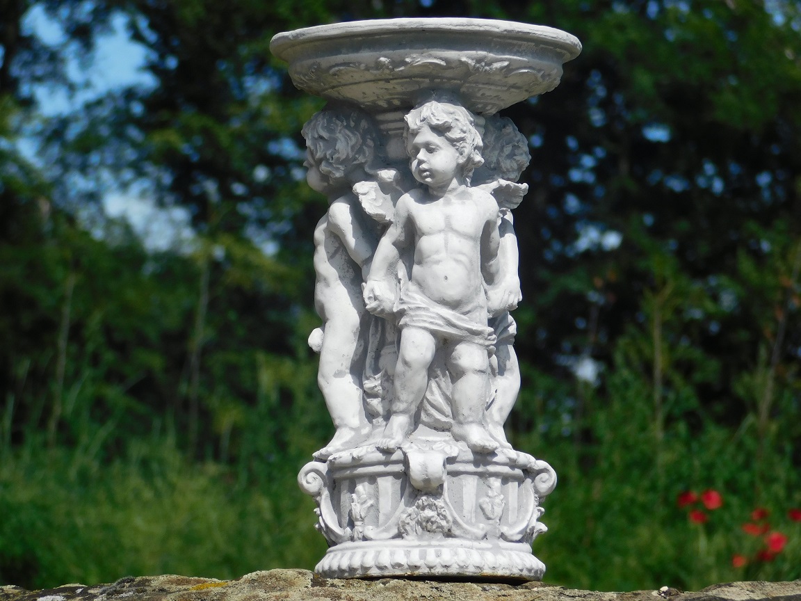 Decorative Statue with Angels and Scale | Stone | Detailed