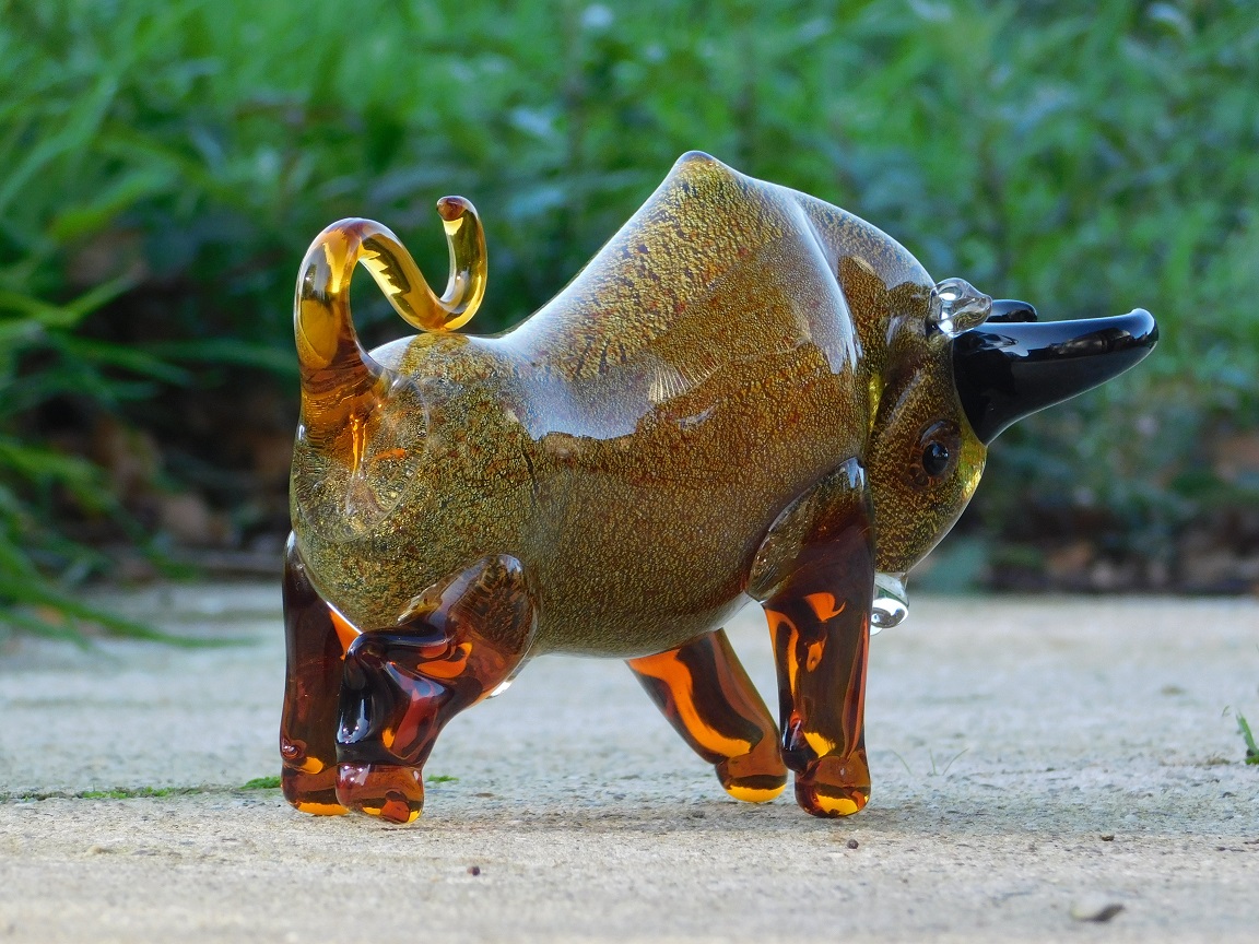 Statue Bull - komplett aus Glas gefertigt