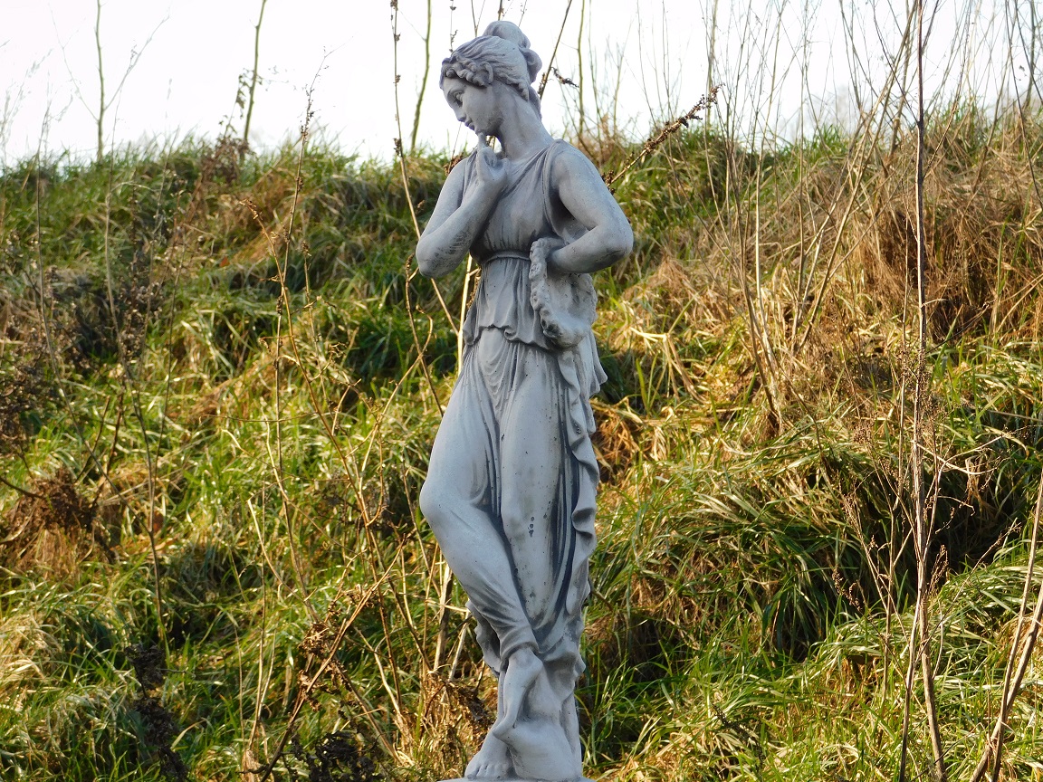 Statue Woman on Pedestal - 105 cm - Solid Stone