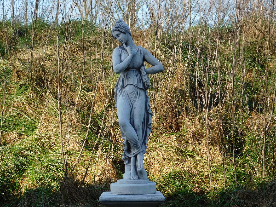 Statue Frau - 65 cm - Stein