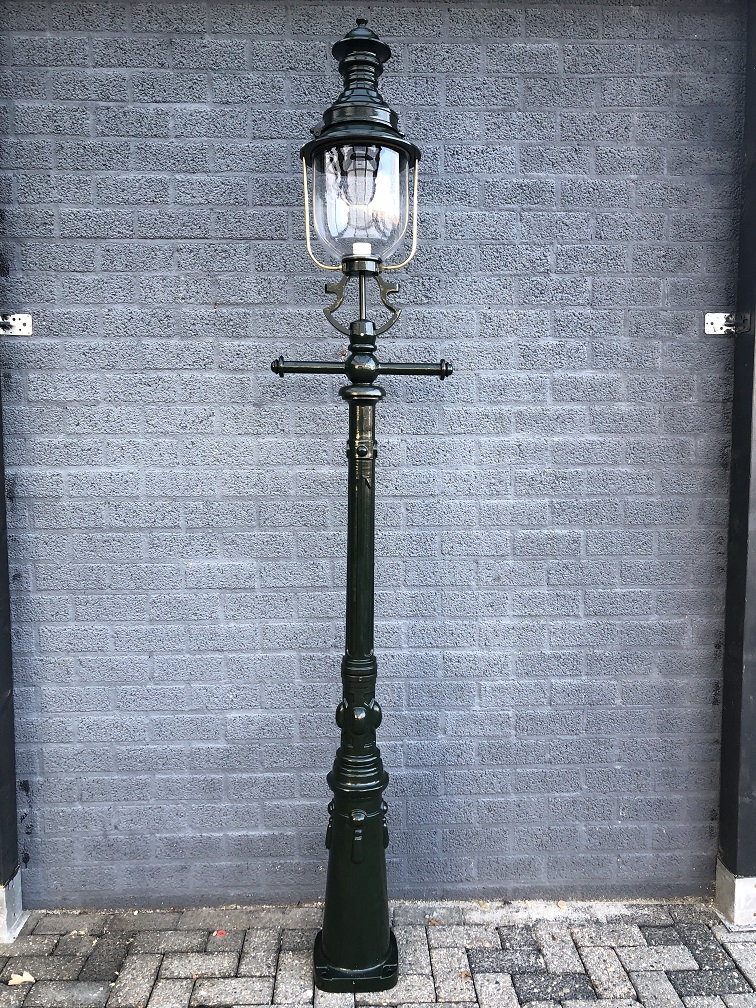 Staande lantaarn, buitenlamp staande lamp lamp tuin lamp, buiten verlichting, Yard Lamp, lantaarn,  250cm, Brussel.