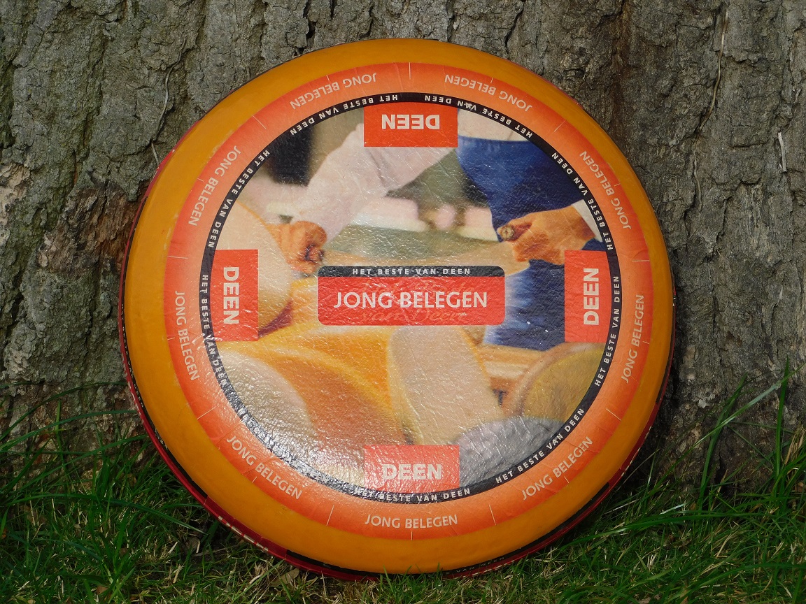 Decorative Cheese Wheel - Deen Jong Belegen - Ø 35 cm