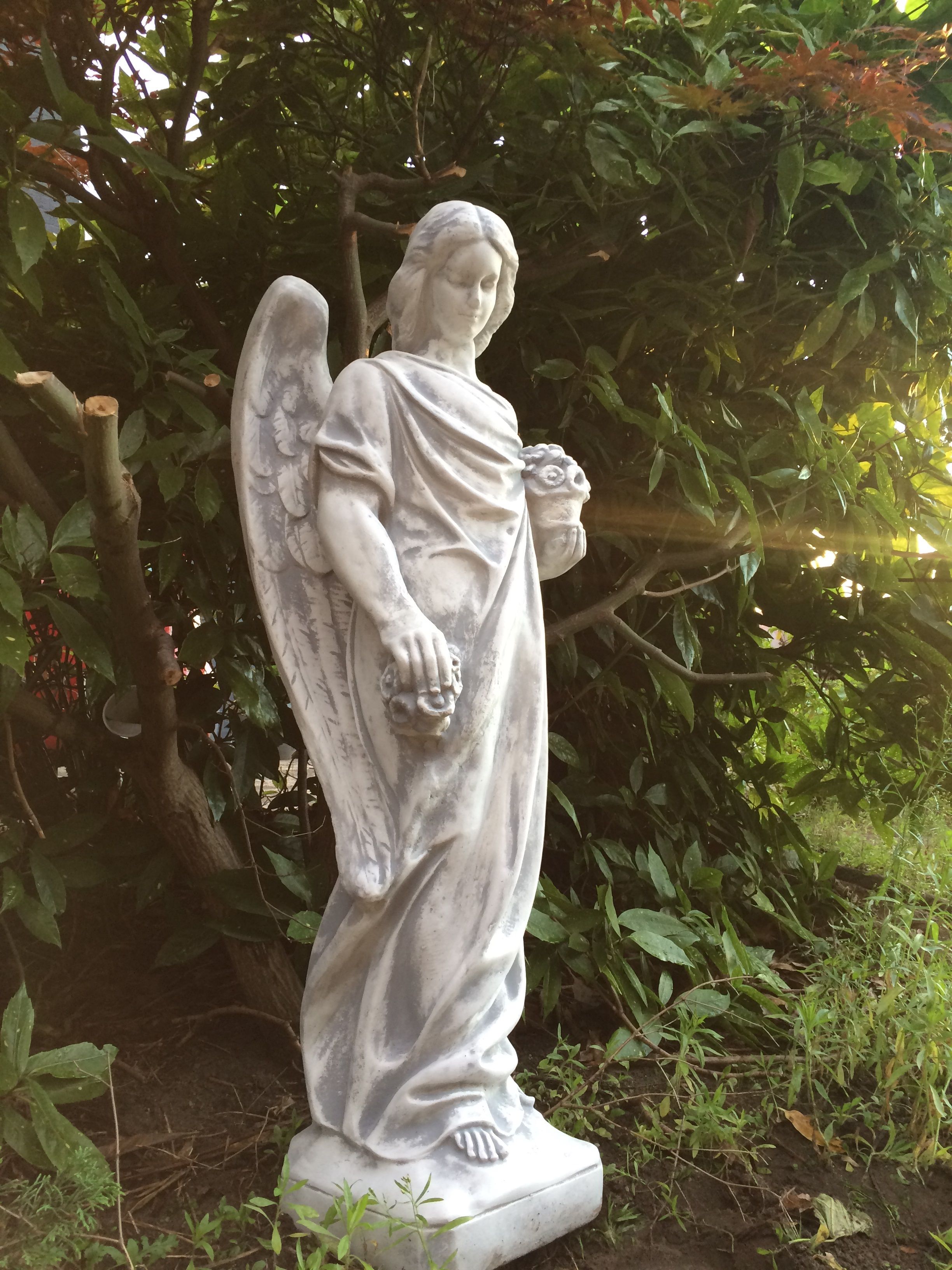 Wunderschöner Engel mit Vogel-Figur-Statue-Skulptur-Gusseisen-Antik Rost 