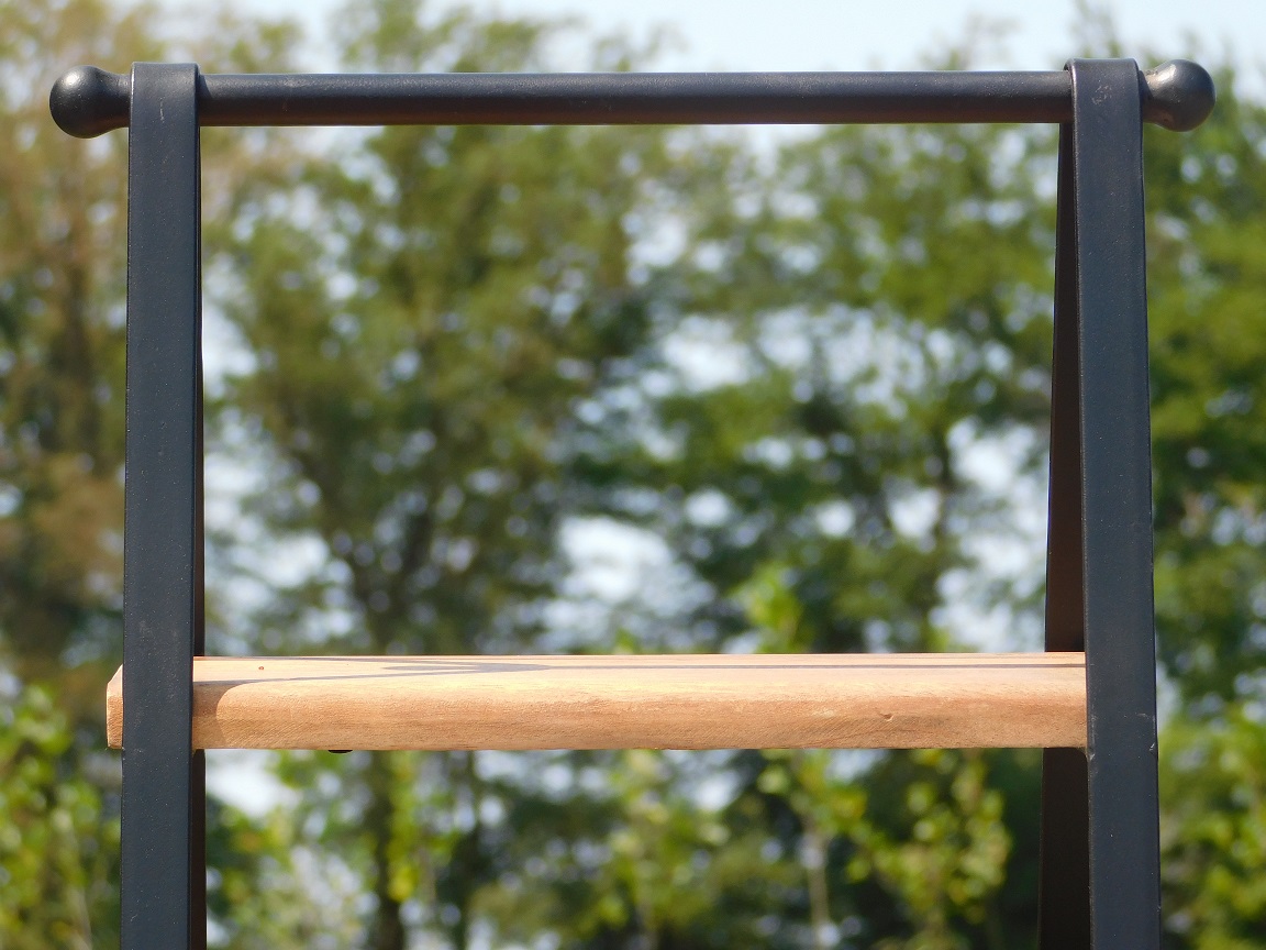 Etagere - mango wood - with black metal frame