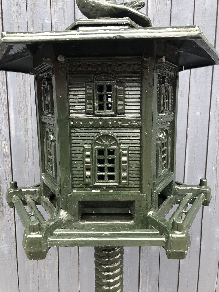 Lux aluminium birdhouse, feeder, standing demo model LAST ONE