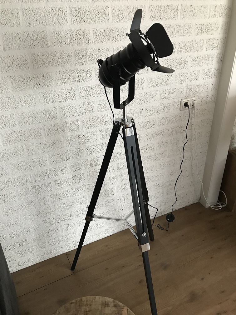 onderdak Je zal beter worden Vervolgen Een mooie nostalgische filmlamp, erg leuk! - HANDGEMAAKT.EU