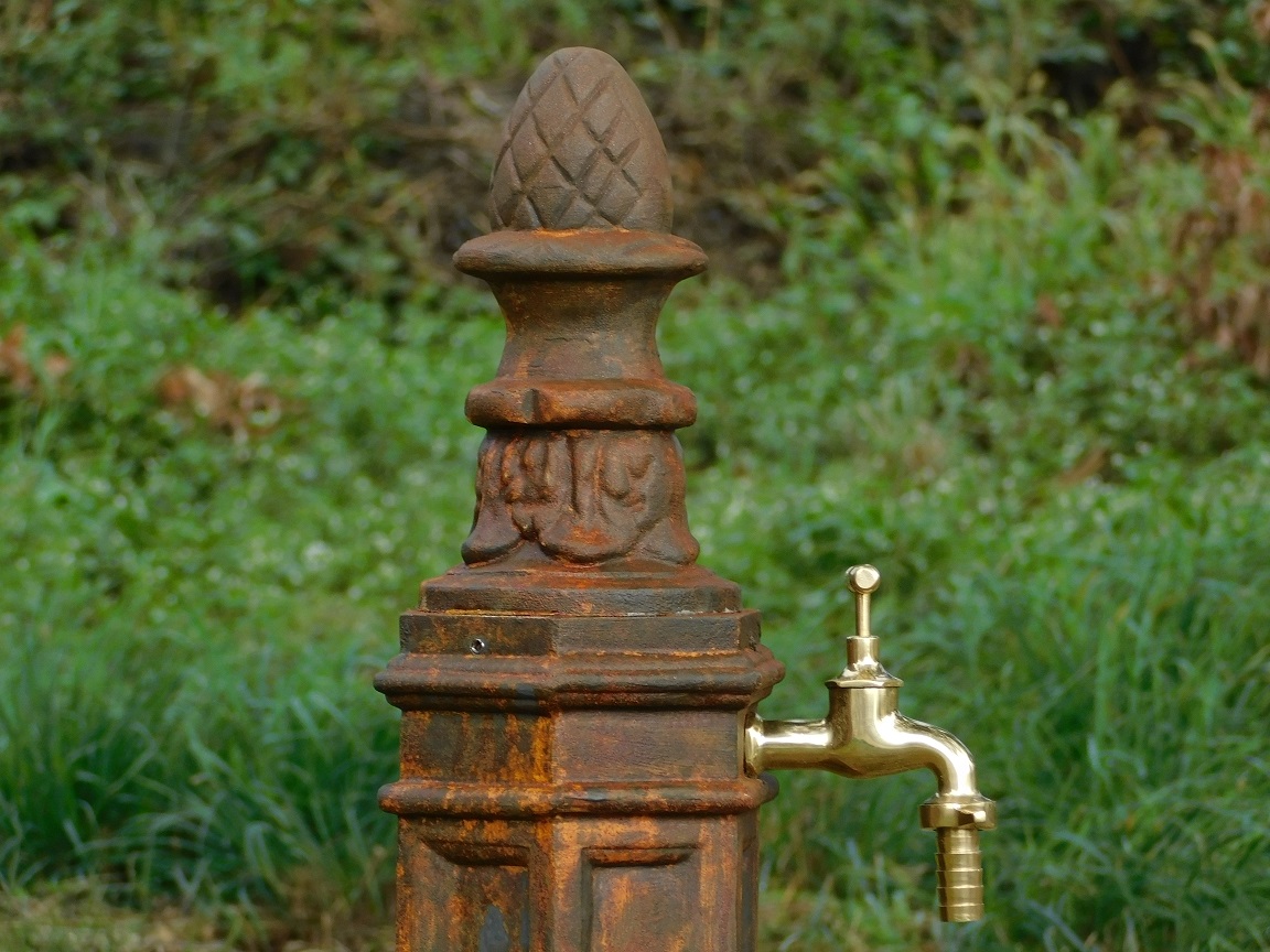 Exclusieve staande fontein - waterkraan - alu in oxide