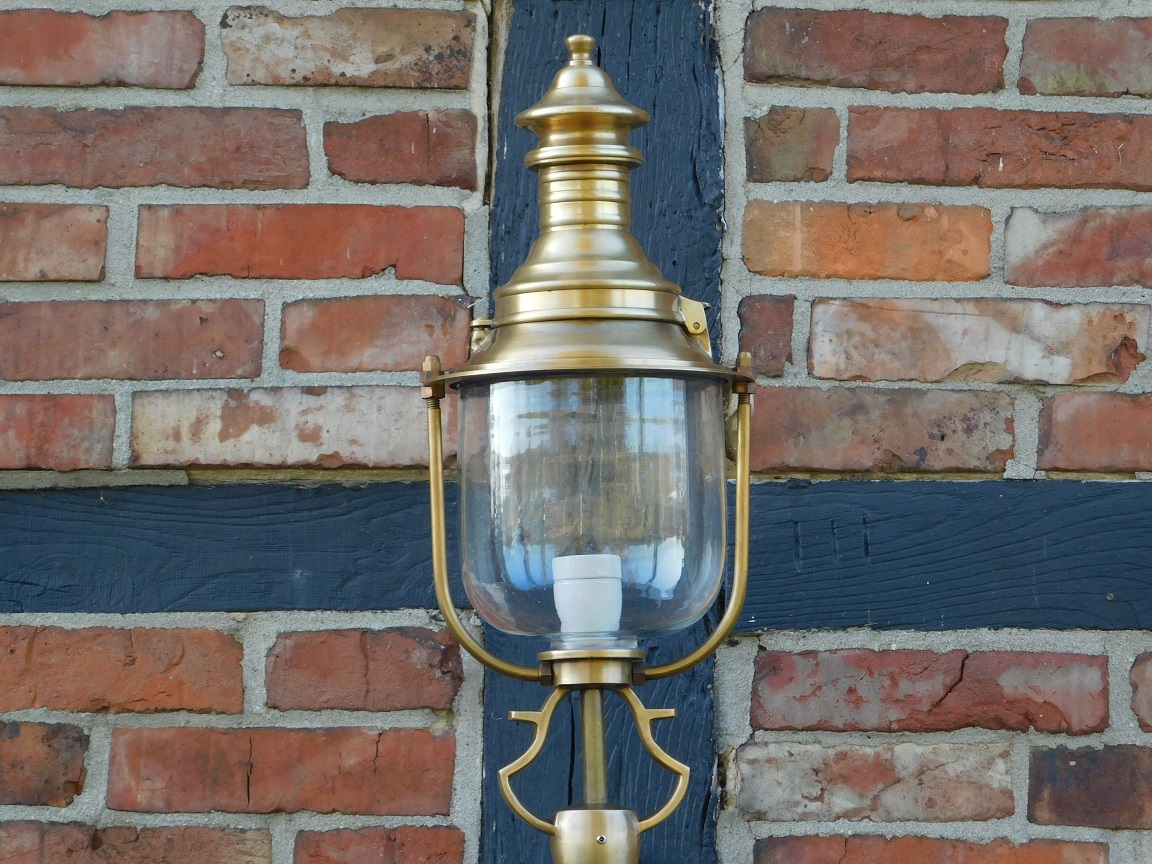 Antique wall lamp - brass/copper - outdoor lighting - nostalgic
