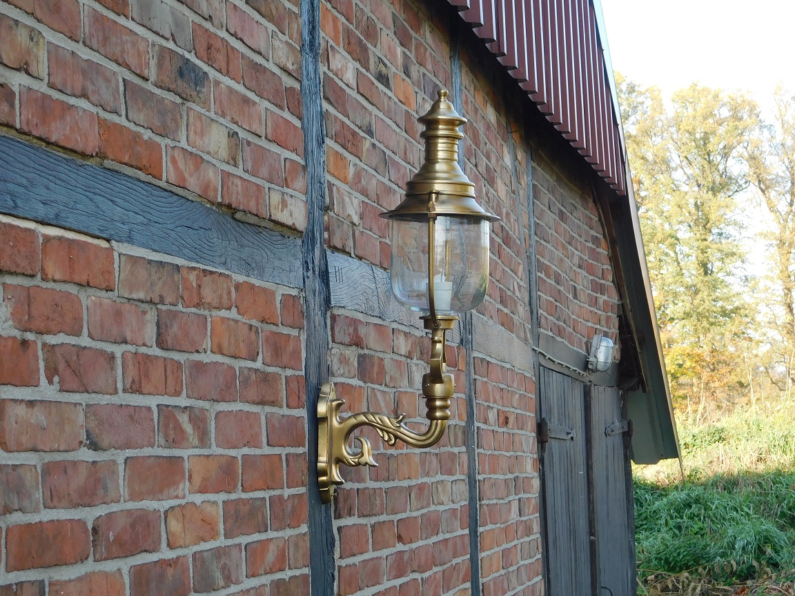 Antique wall lamp - brass/copper - outdoor lighting - nostalgic