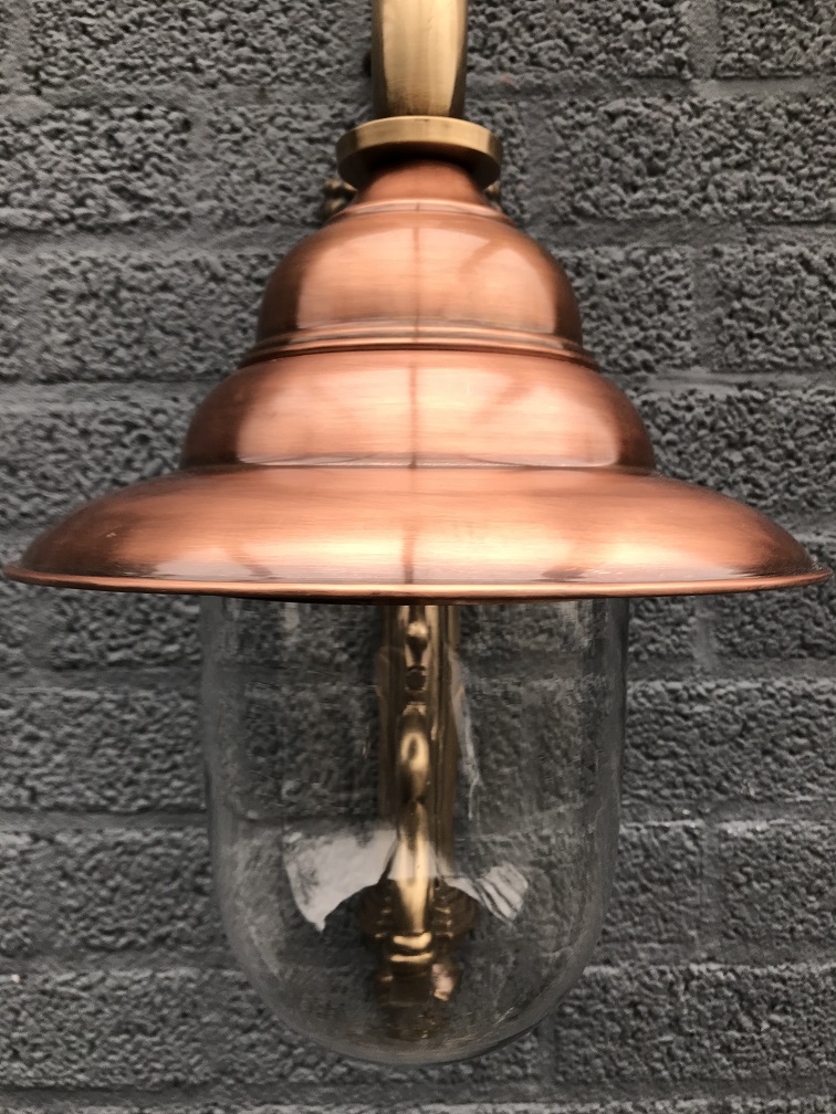 Nostalgische wandlamp, tuinlamp, geheel messing gepatineerd, koper