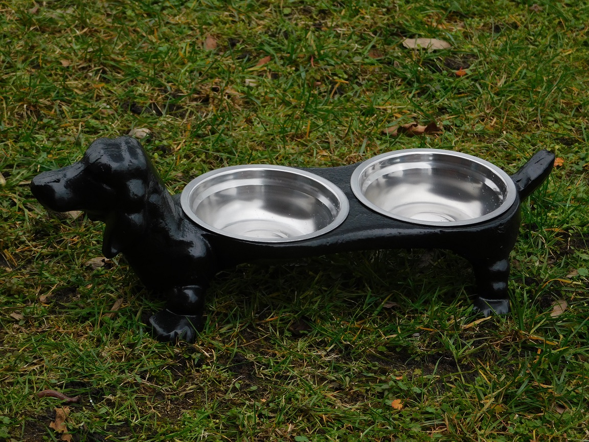 Hund als Trink- und Fressnapf - Gusseisen - Schalen aus Edelstahl - schwarz