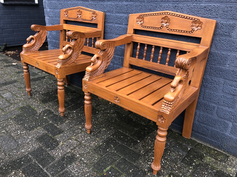 Antieke set stoelen, handgemaakt mooi houtsnijwerk. koloniaal hout, 1 MALIG!!
