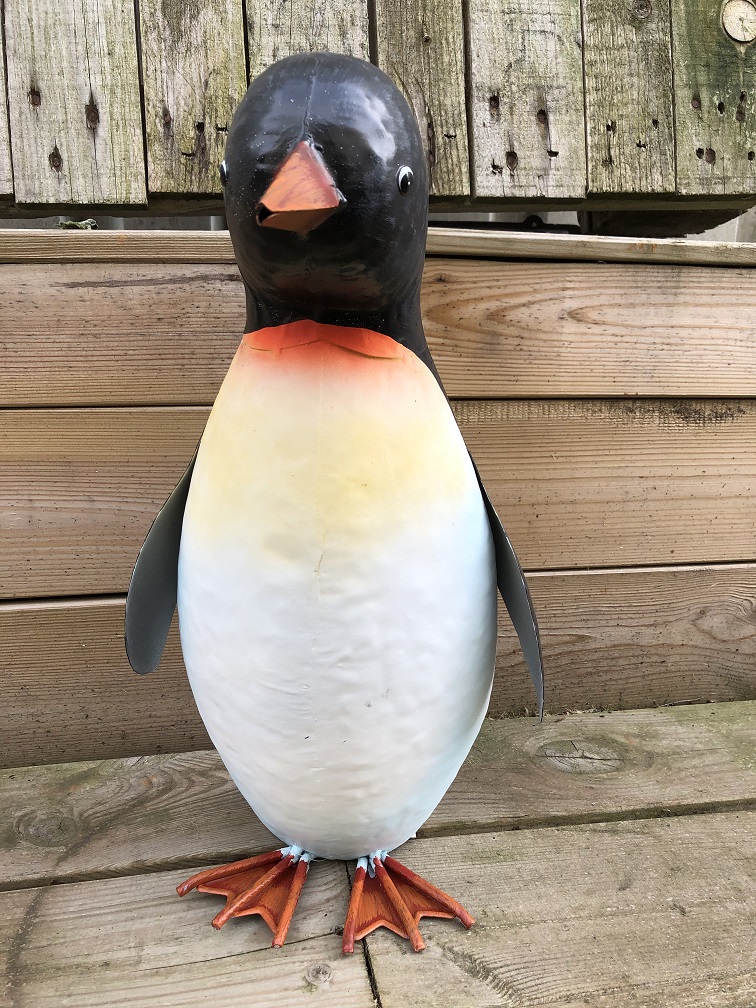 Pinguïn beeld in kleur, geheel uit metaal., kunstwerk handgemaakt!!