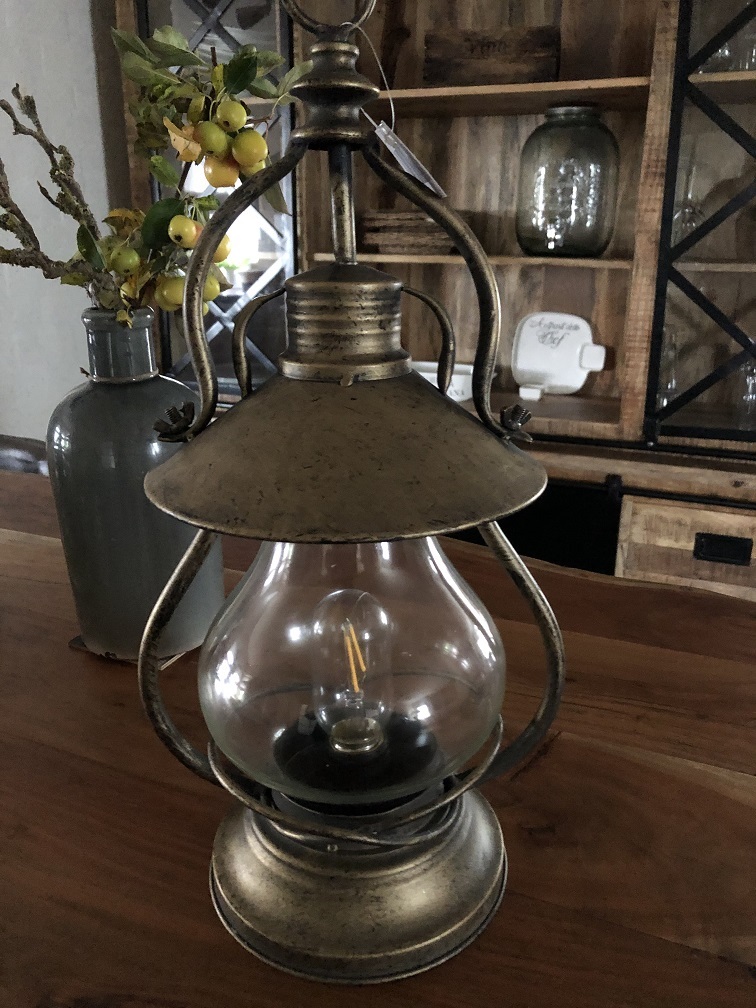 Prachtige tafellamp-olielampvorm klassiek-rond glas-metaal koper look.