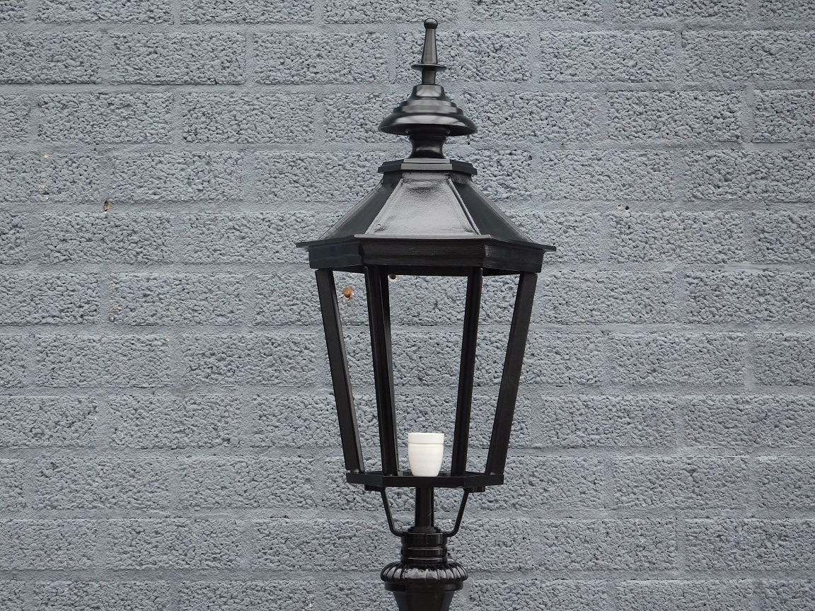 Lantern ''Rome'' - strong outdoor lamp - lantern black