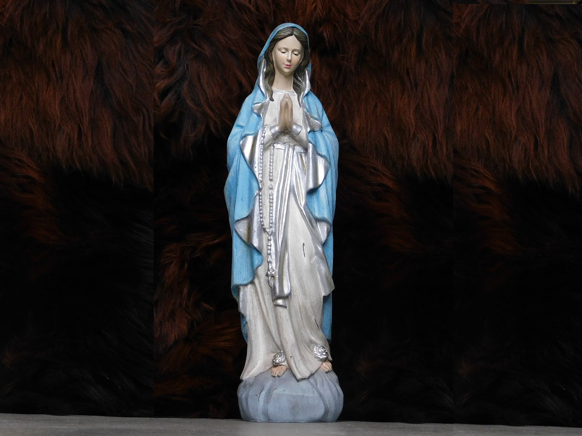Statue Maria mit Rosenkranz - Polystone - In Farbe