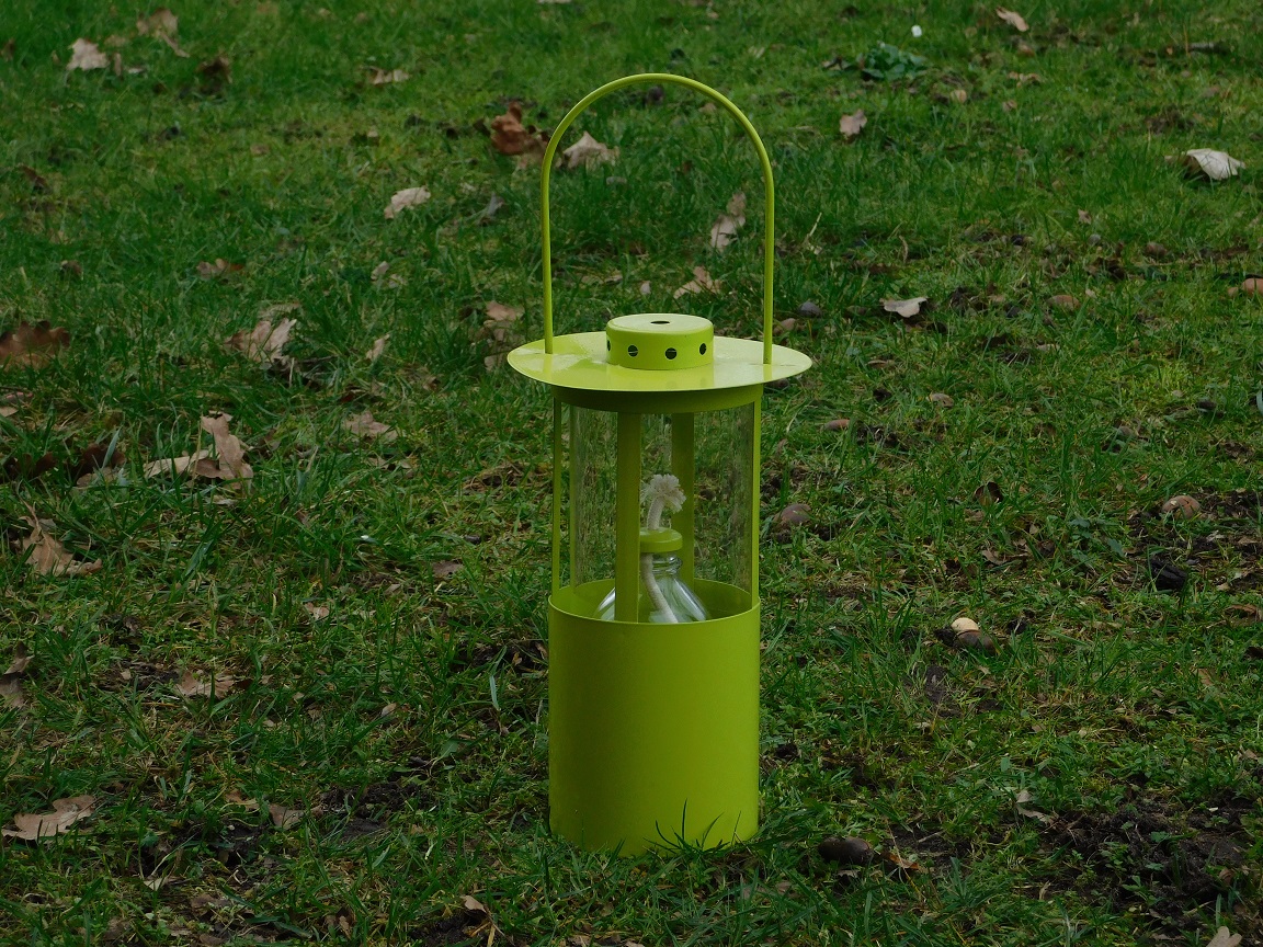Oil lamp - bright green  - metal - storm lantern