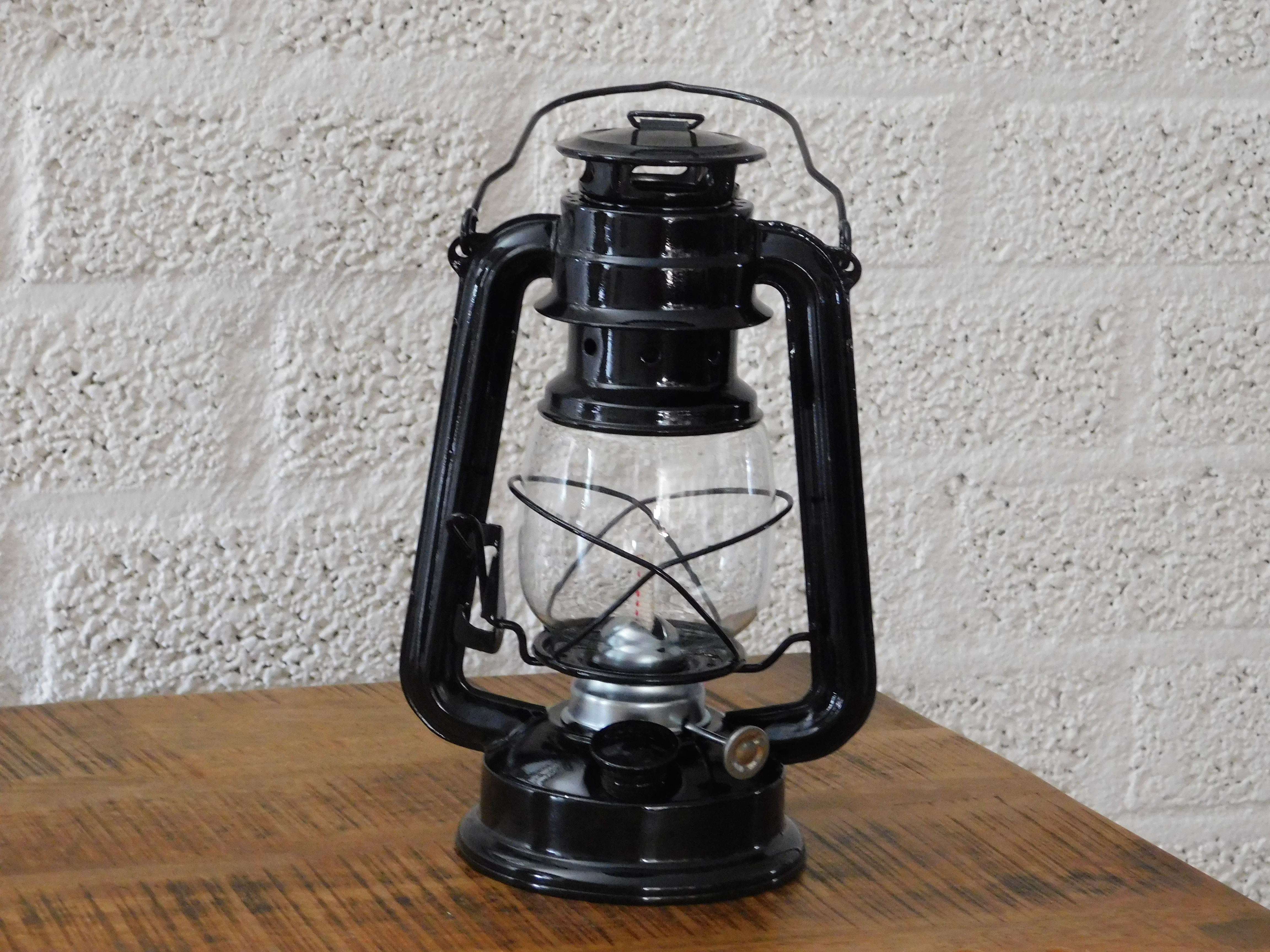 Windlight - oil lantern - black