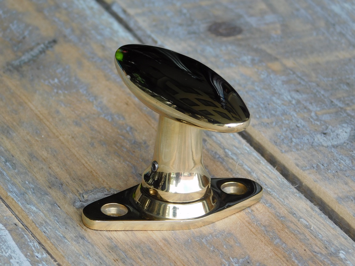 Window handle - polished brass - 6,8 x 5 cm - window fitting