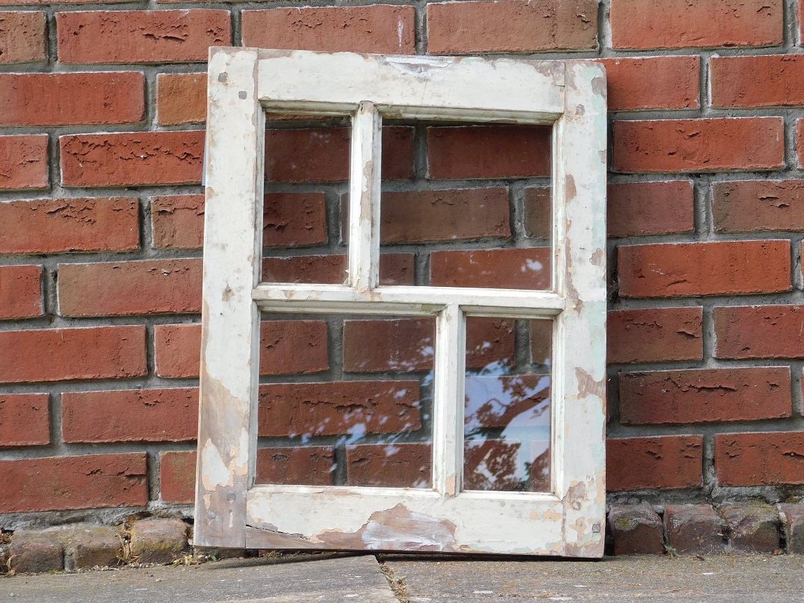 Window frame - wood - vintage look