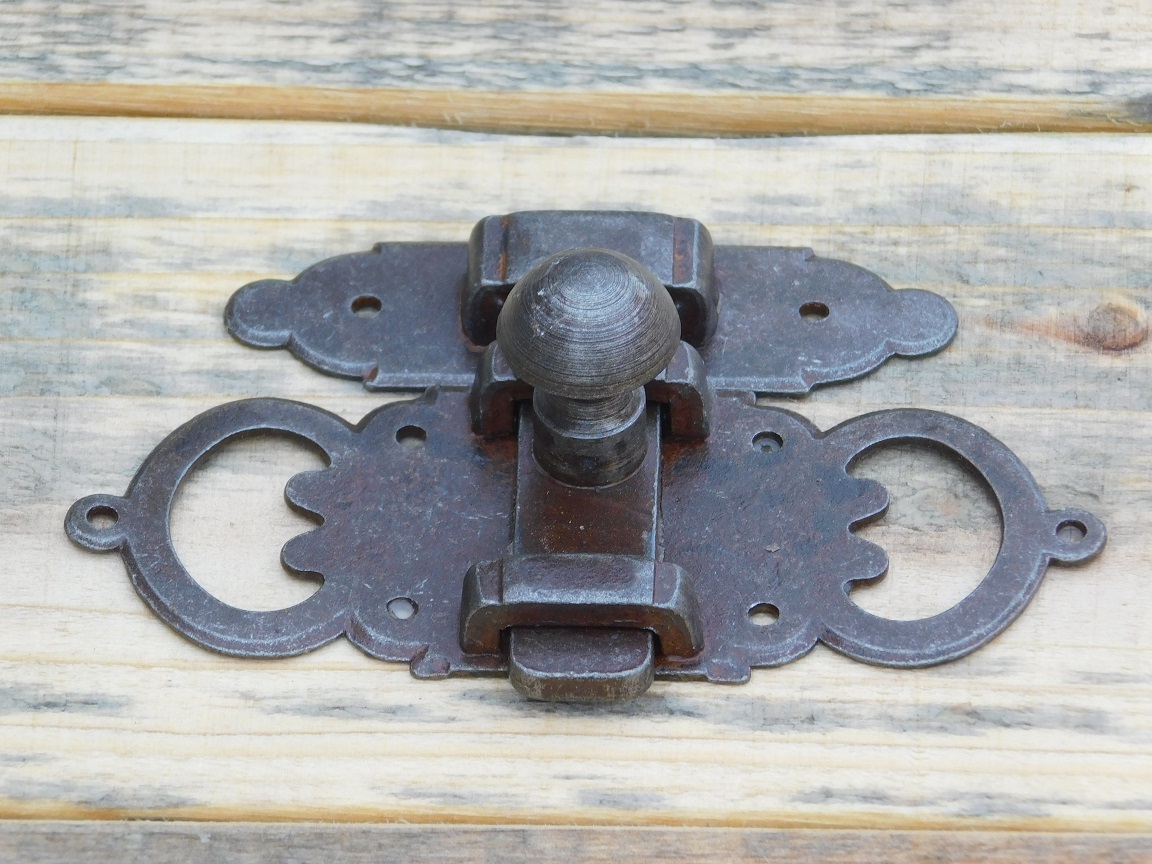 Decorative sliding lock - Door hardware - Rusty - Iron - Furniture hardware