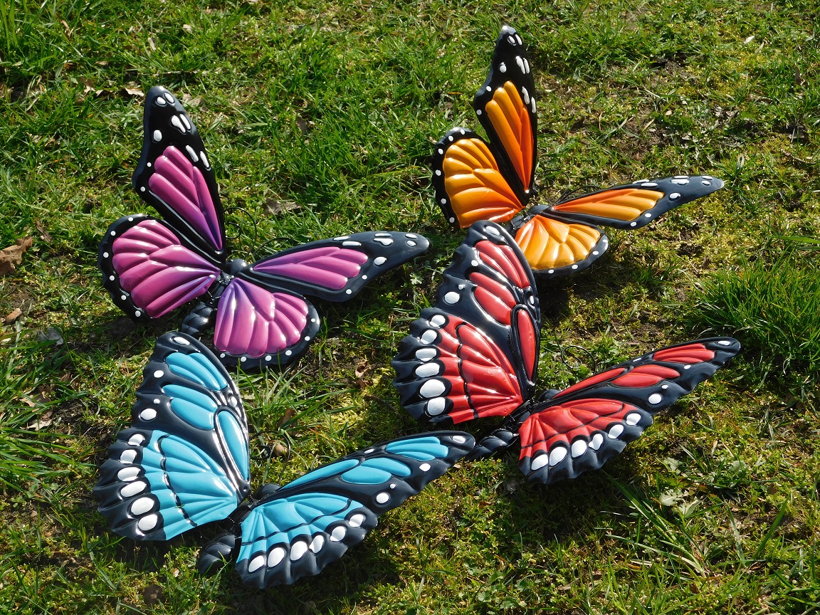 Set van 3 vlinders - vol in kleur - metaal - wanddecoratie