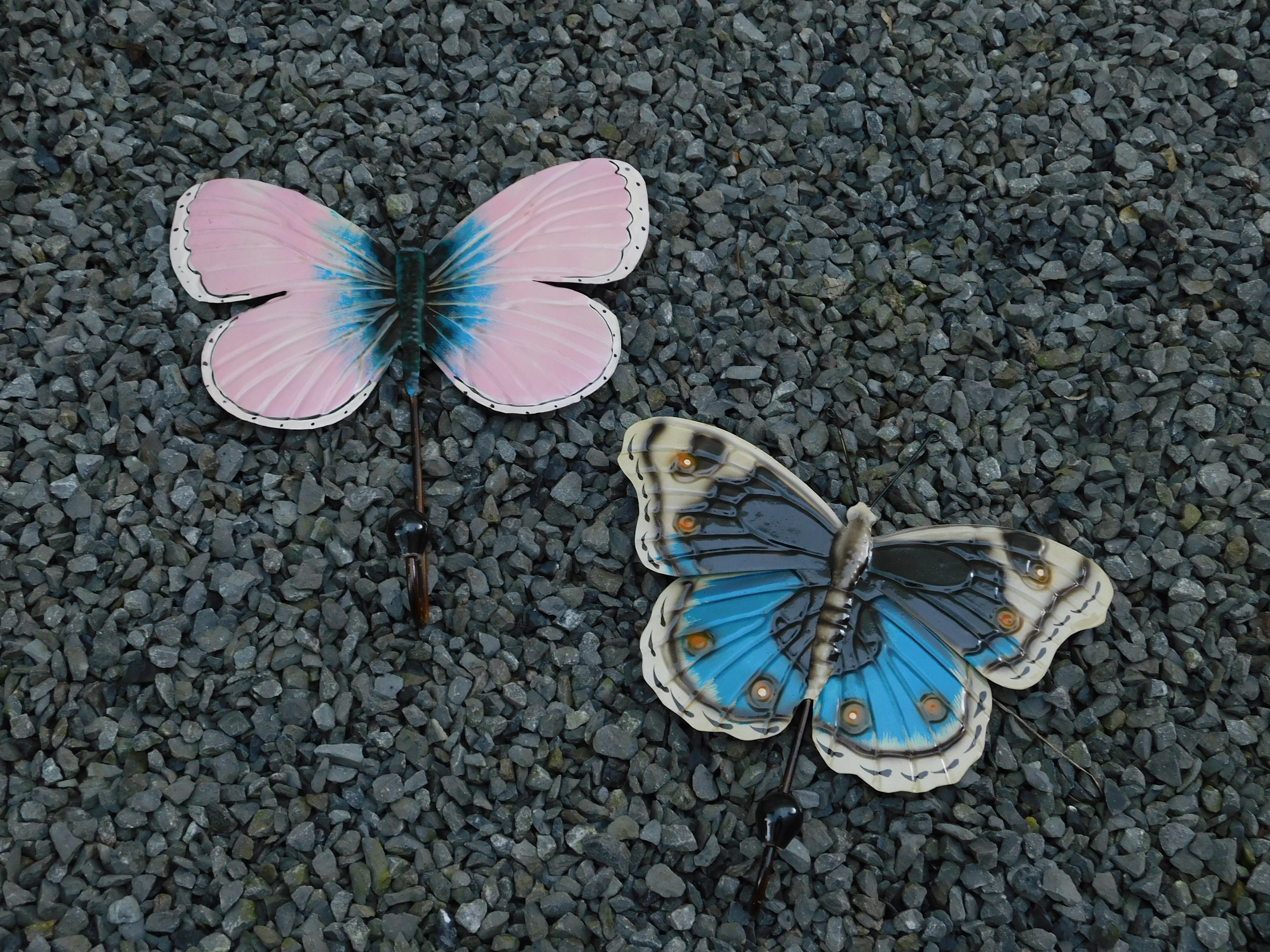 Vlinder kapstok roze - handgemaakt van metaal
