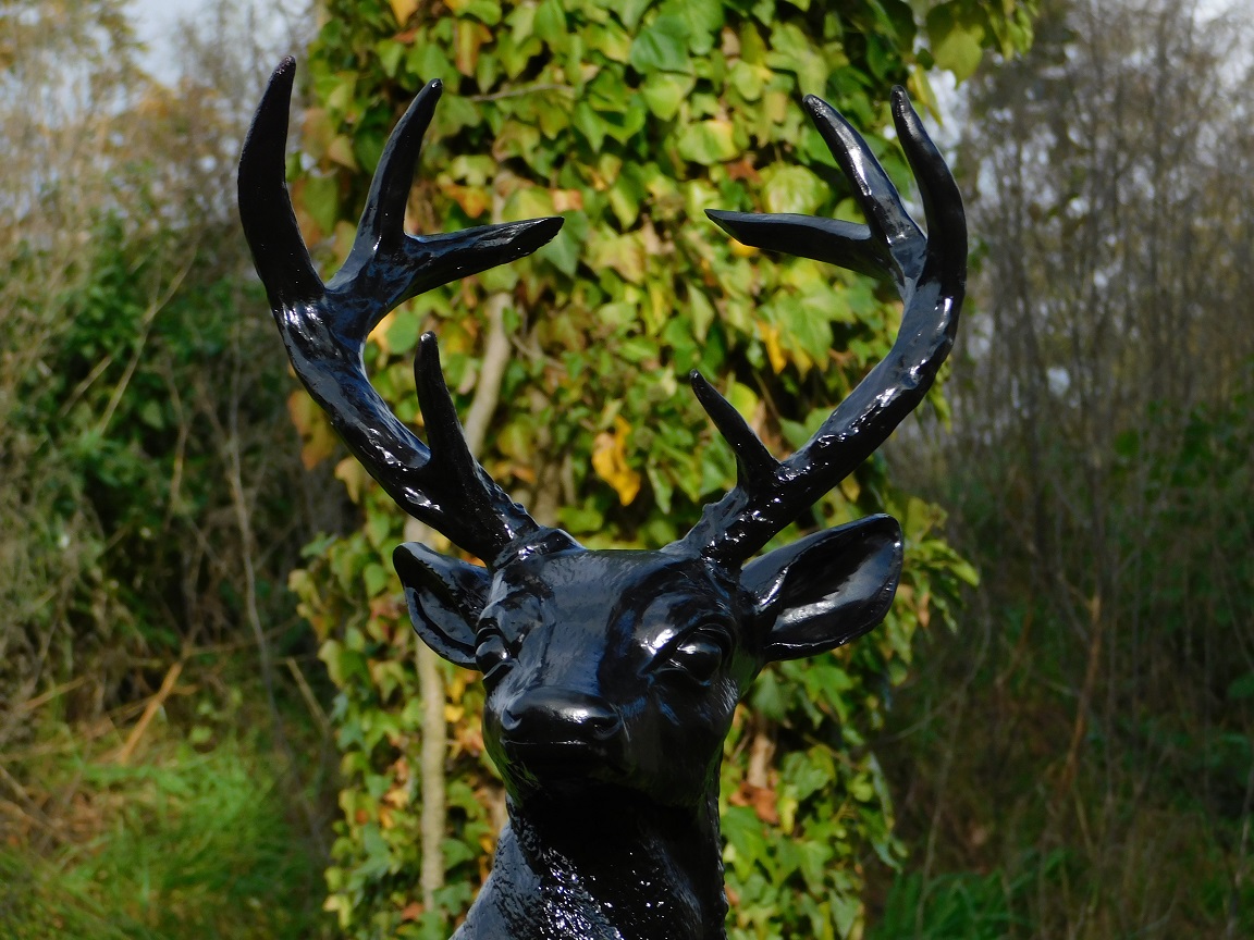 Standing Deer XL - Black - Polystone - 110 cm high