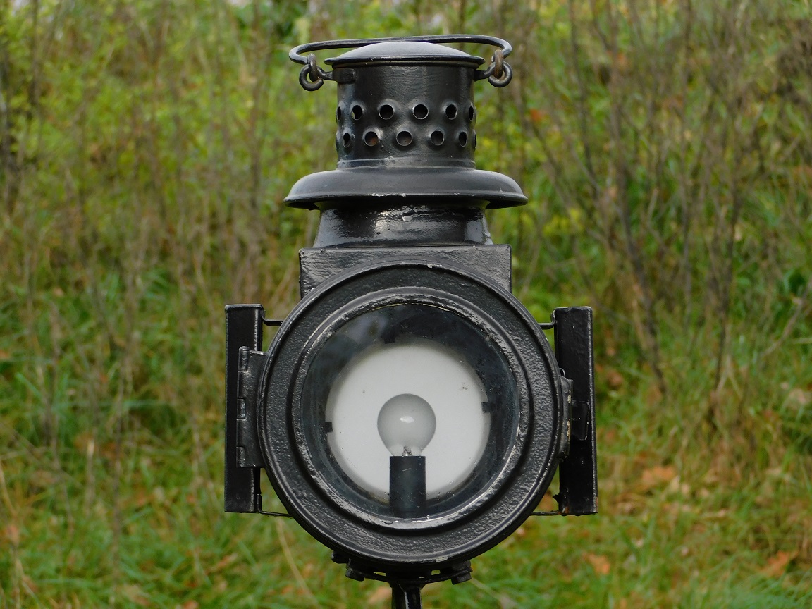 Antique Osmeka Railway Lantern with Lamp - Upright - 90 cm
