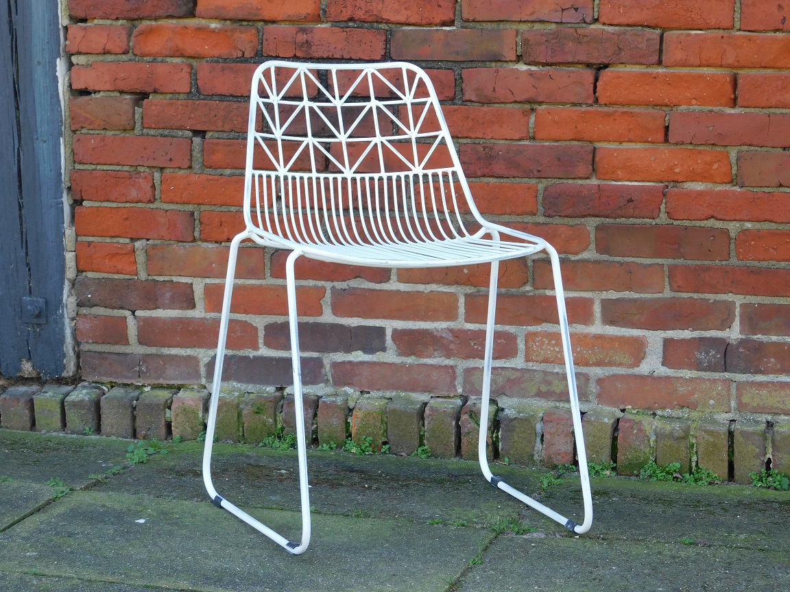 Chair - old white - metal