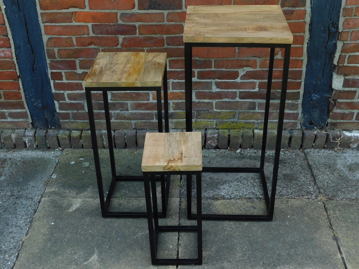 Set of 3 Tables - Industrial - Mango Wood with Black Metal Base