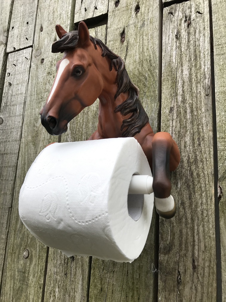 Een toiletrolhouder in de vorm van een paard, leuke decoratie!