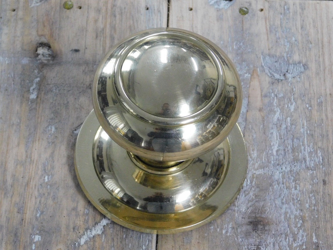 Messing knop voordeur, trekknop - knop antiek,deur (vast).