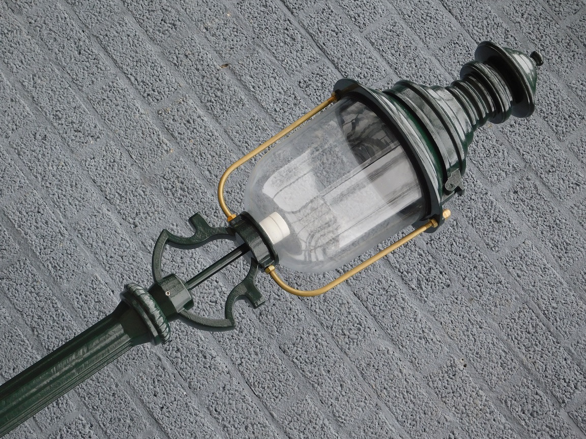 Lantern ''Max'' - outdoor lamp, vertical lantern - green