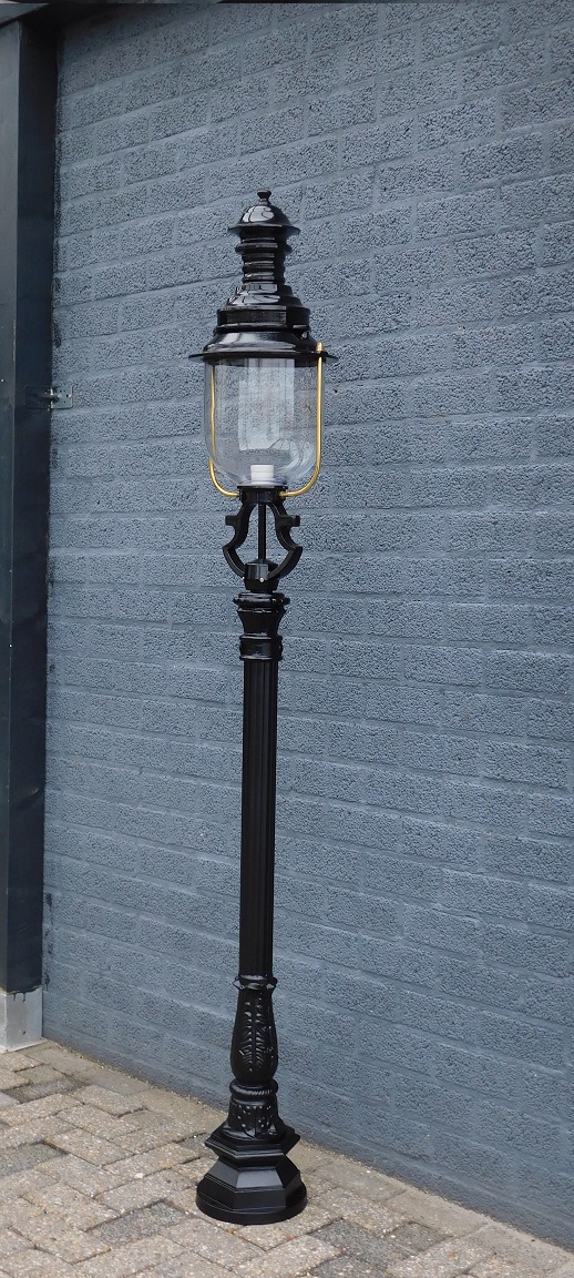 Lantaarn ''Unique'' - buitenlamp, staande lantaarn - zwart
