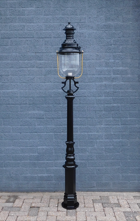 Lantaarn ''Max'' - buitenlamp, staande lantaarn, zwart