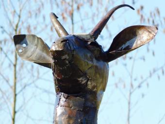 Ziegenstatue – 107 x 80 cm – Handgefertigt aus Metall