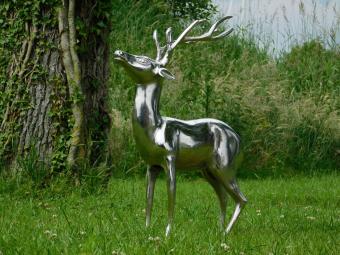 Hirsch-Skulptur – 70 cm – Aluminium in Nickel-/Silberoptik – Dekorative Skulptur