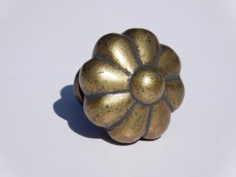 images/productimages/small/bloem.knop.39mm.ant.mess.vm.7410.39.ba22.jpg