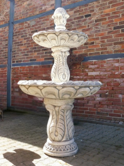 Eleganter Brunnen – 160 cm – Stein – Klassischer Gartenbrunnen