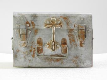Vintage Storage Box - 25 x 23.5 cm - Metal