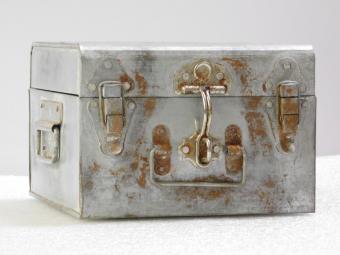 Vintage Storage Box - 25 x 23.5 cm - Metal