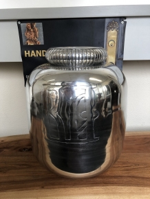 Vaas - kan-kruik- aluminium XL, zilver-look, met inscriptie, zeer fraai.